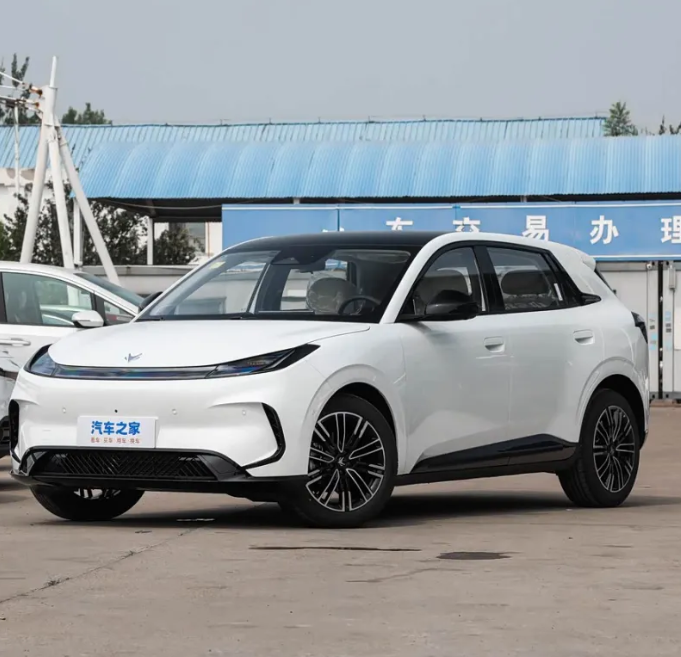 续航425公里，360全景影像，50米循迹倒车，6.88万起就入手！