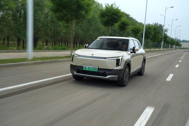 技术普惠看点多 东风纳米06试驾体验